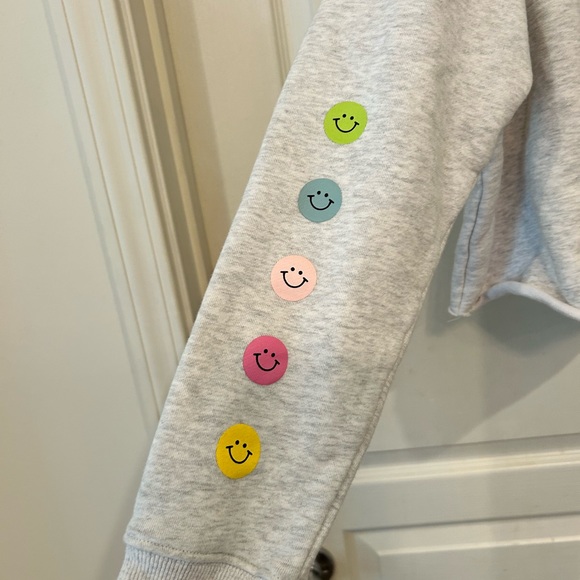 Frazier sterling cropped smile sweatshirt size small - Picture 3 of 4